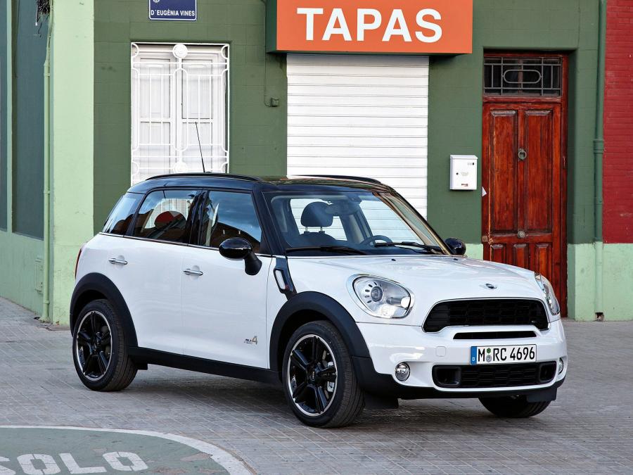  Mini Cooper Countryman S All4 2010 года  (фото 11 из 67)